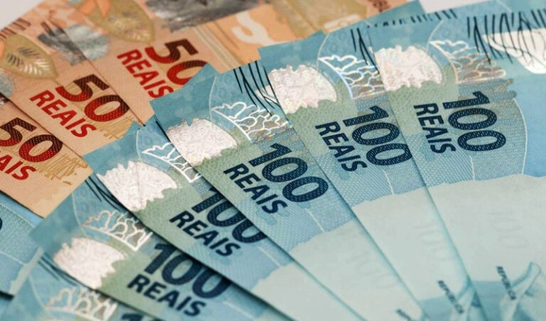 Pagamento da segunda parcela do 13o salario inicia em 24 de novembro