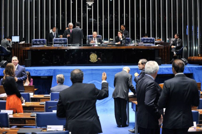 Senado aprova MP do salario minimo